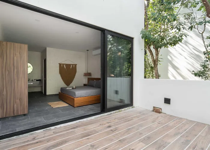Twelve O'clock - Luxury Tulum