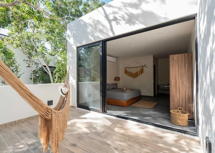 Twelve O'clock - Luxury Tulum