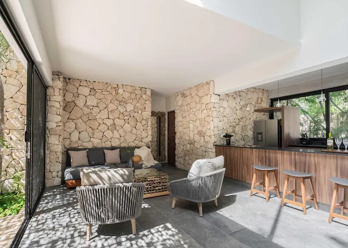 Villa Twelve O'clock - Luxury