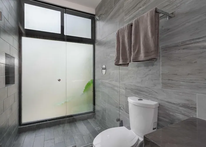 Villa Twelve O'clock - Luxury