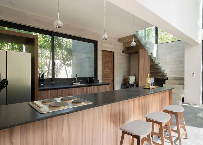 Twelve O'clock - Luxury Villa *