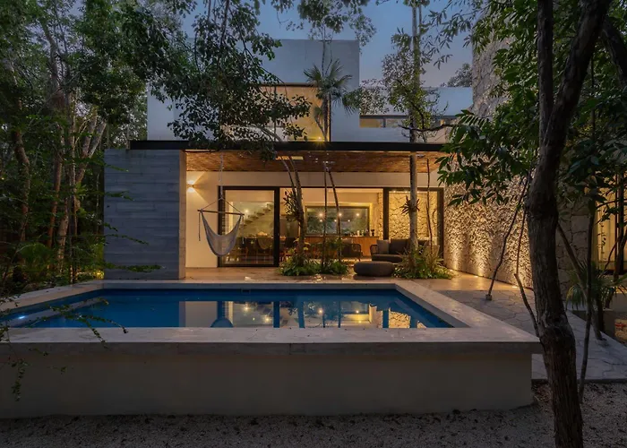 Twelve O'clock - Luxury Villa *