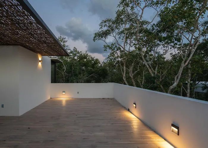Villa Twelve O'clock - Luxury