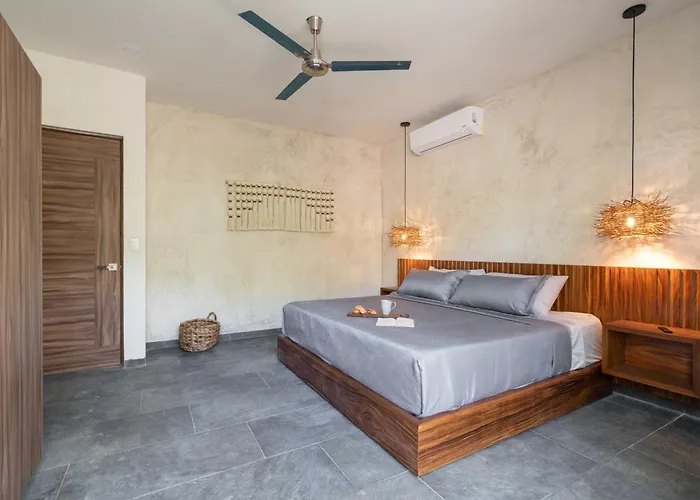 Twelve O'clock - Luxury Villa *