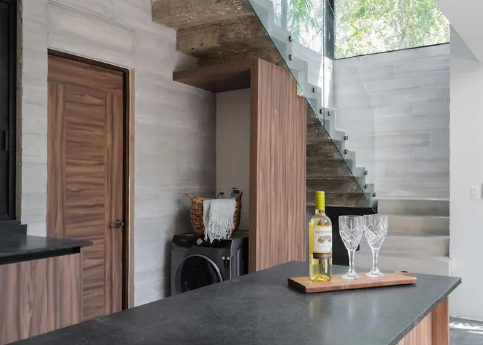 Villa Twelve O'clock - Luxury *